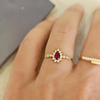 Anel de prata 925 com banho de ouro gota vermelha