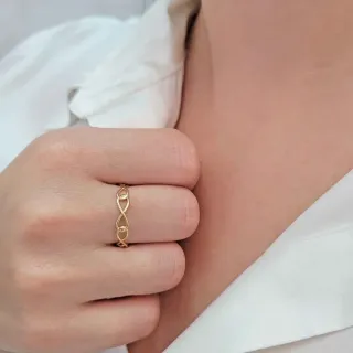 Anel infinito delicado de prata com banho de ouro